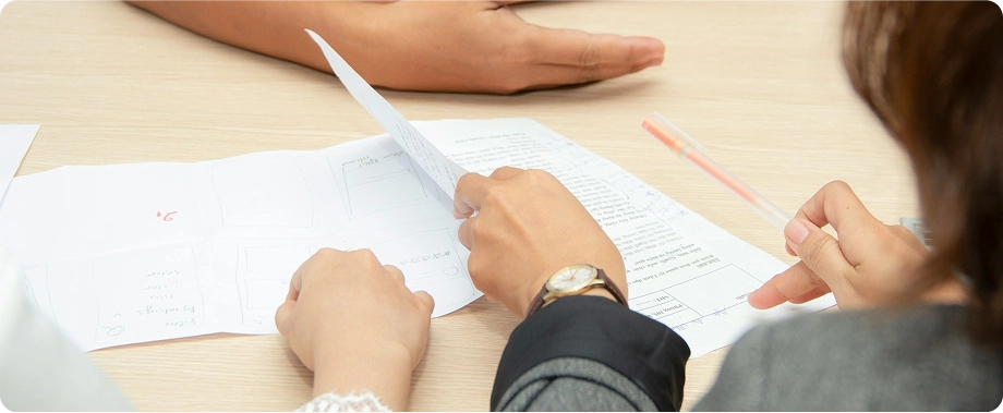 Consultant helping parents apply for parent visa in Dubai